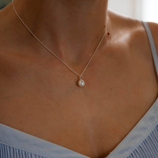 Azure Pearl Necklace