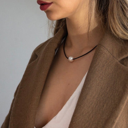 Baroque Pearl Leather Necklace