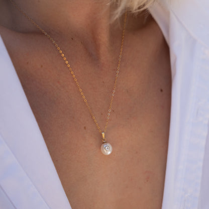 Aphrodite Gold Necklace