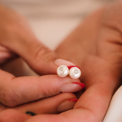 Hera Pearl Crystal Earrings