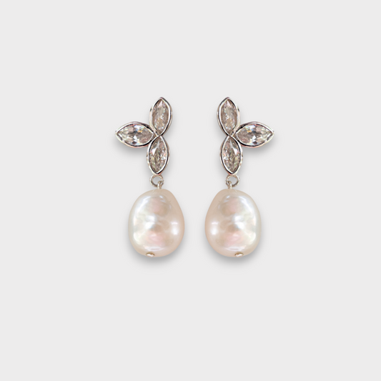 SOPHIE Crystal Diamond Pearl Earrings