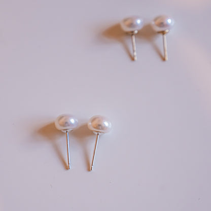 Diana Pearl Studs