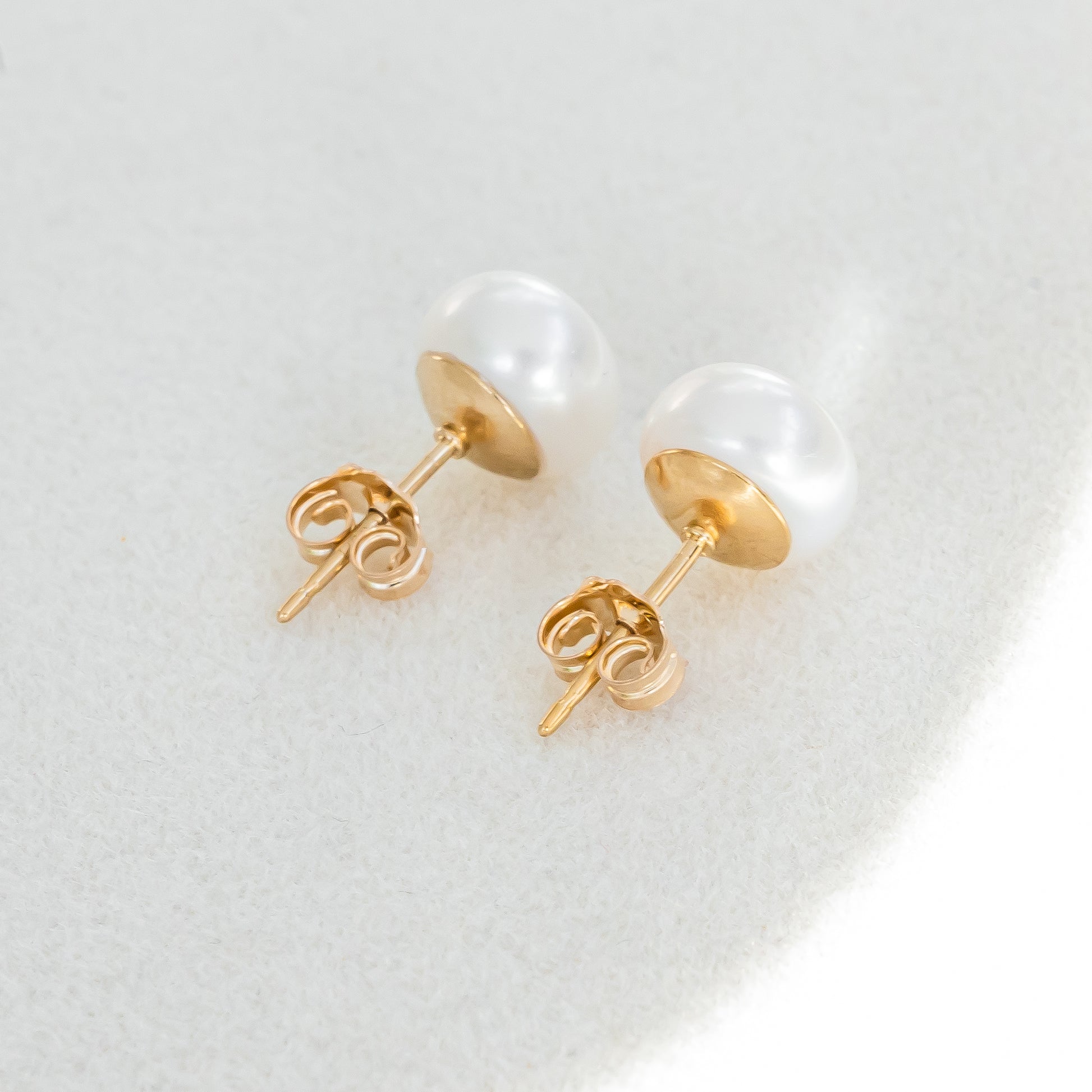 gold pearl earrings